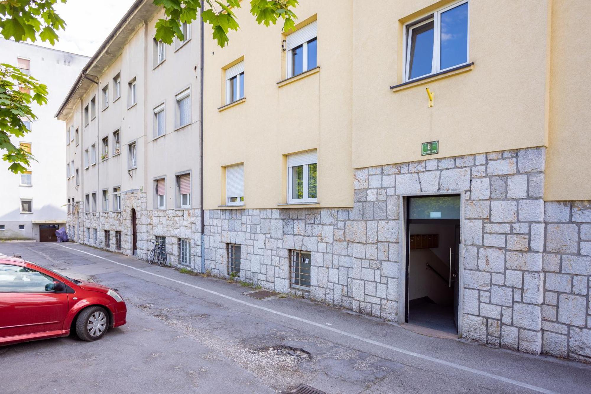 Large Two Bedroom Family App - Free Parking Ljubljana Extérieur photo