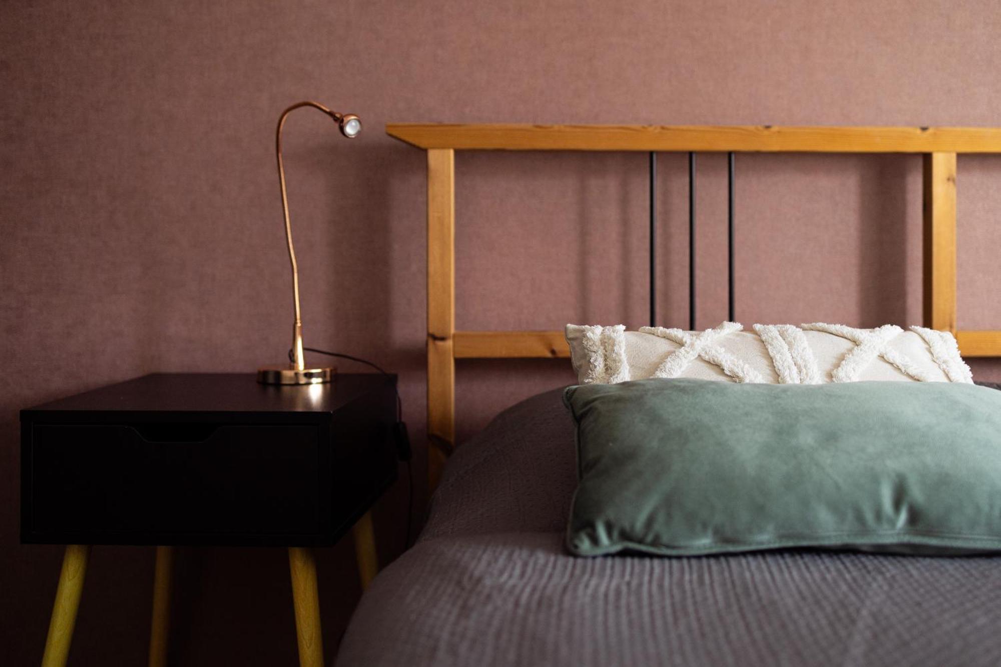 Large Two Bedroom Family App - Free Parking Ljubljana Extérieur photo