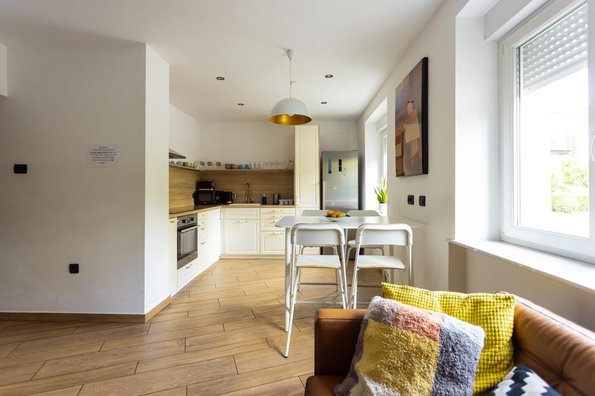 Large Two Bedroom Family App - Free Parking Ljubljana Extérieur photo